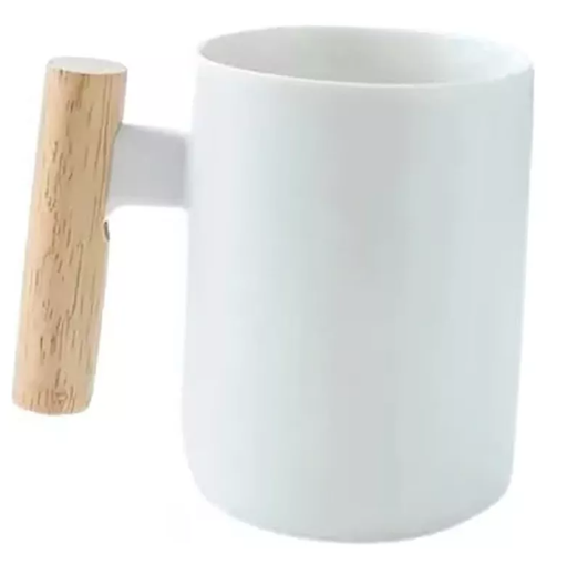 Taza con asa de madera