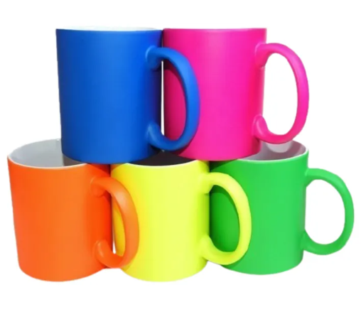 Taza de cerámica de colores
